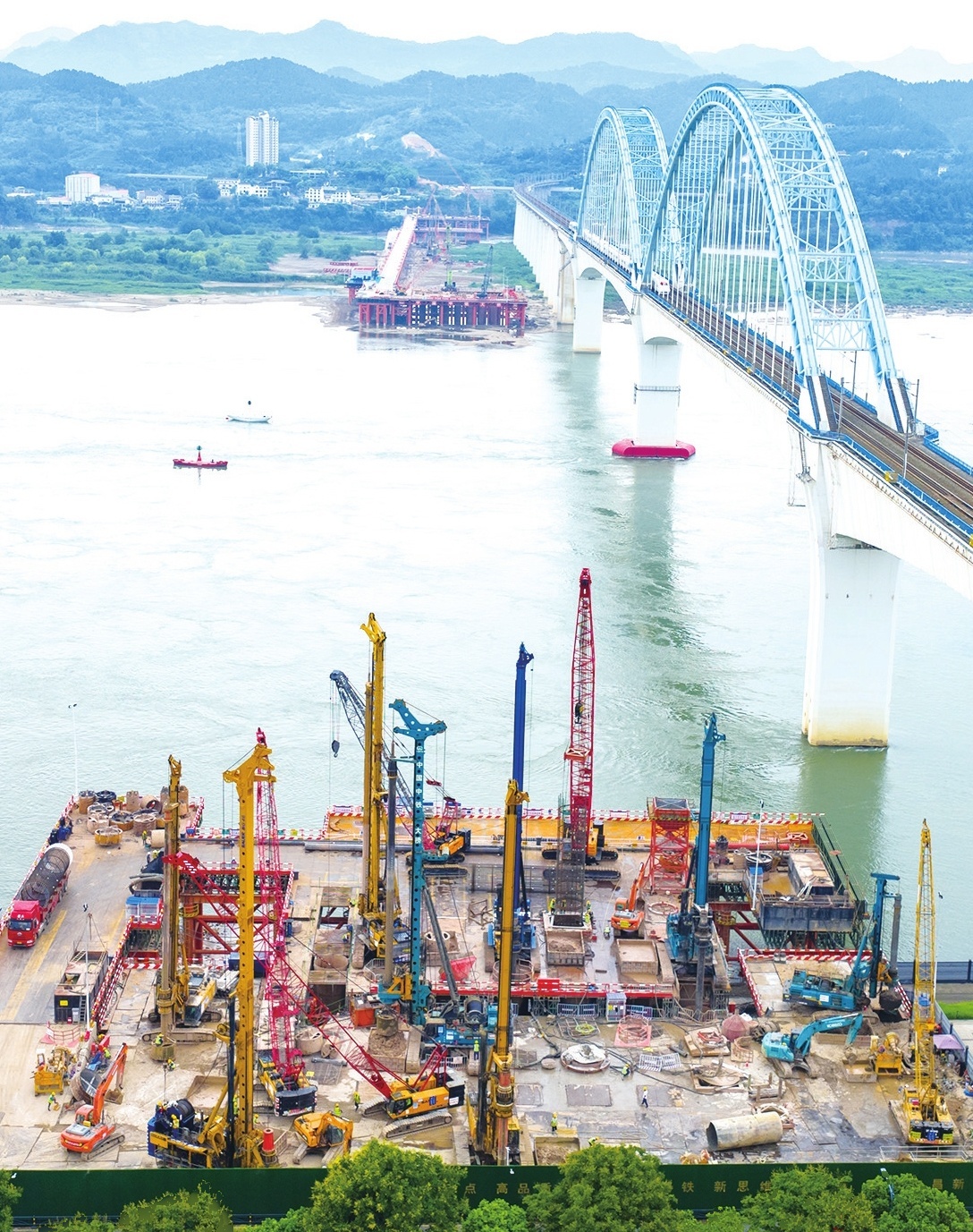 Yichang Yangtze River Rail-Road-Tram Bridge